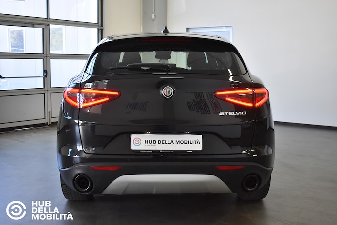 ALFA ROMEO Stelvio 2.2 Turbodiesel 160 CV AT8 RWD Business